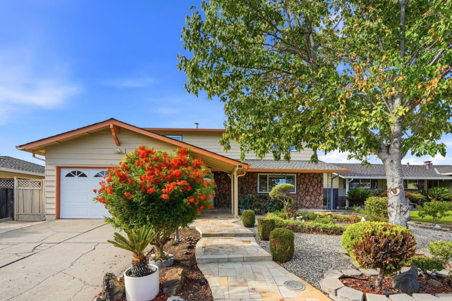 1615 Everglades DR