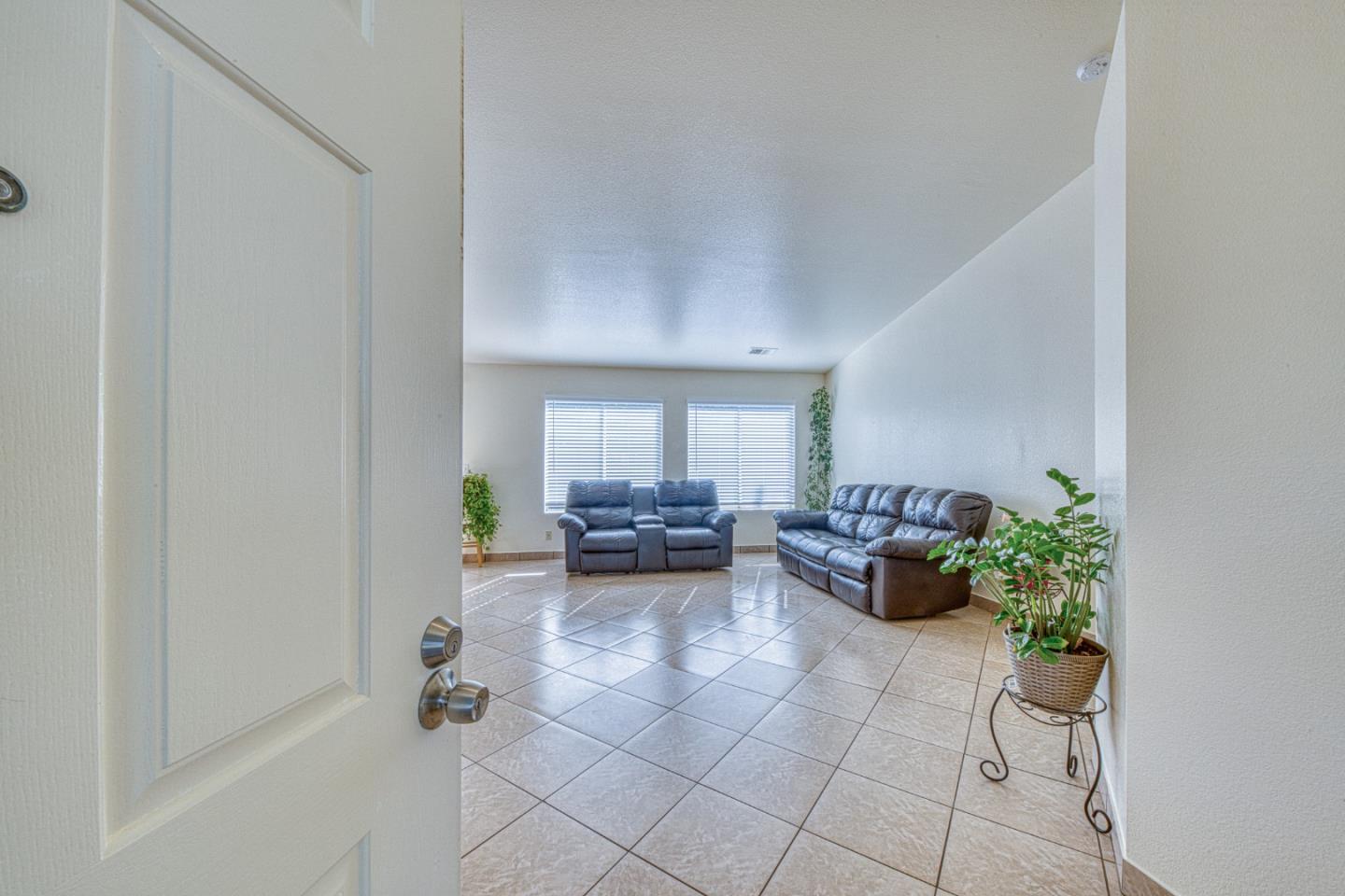 960 Alhambra St, Soledad, CA 93960, Photo 6