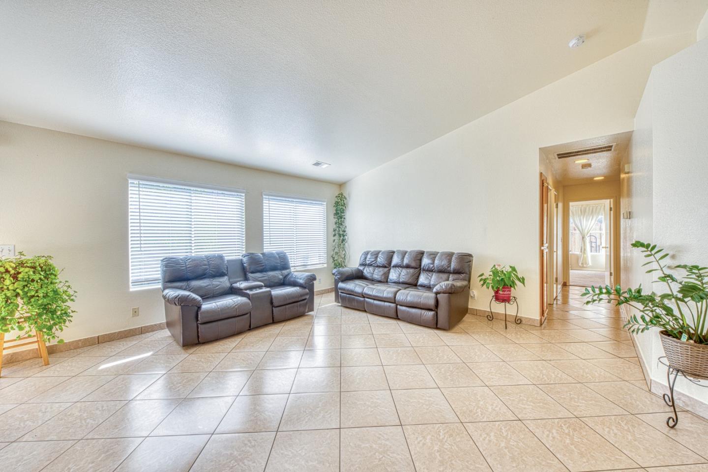 960 Alhambra St, Soledad, CA 93960, Photo 7