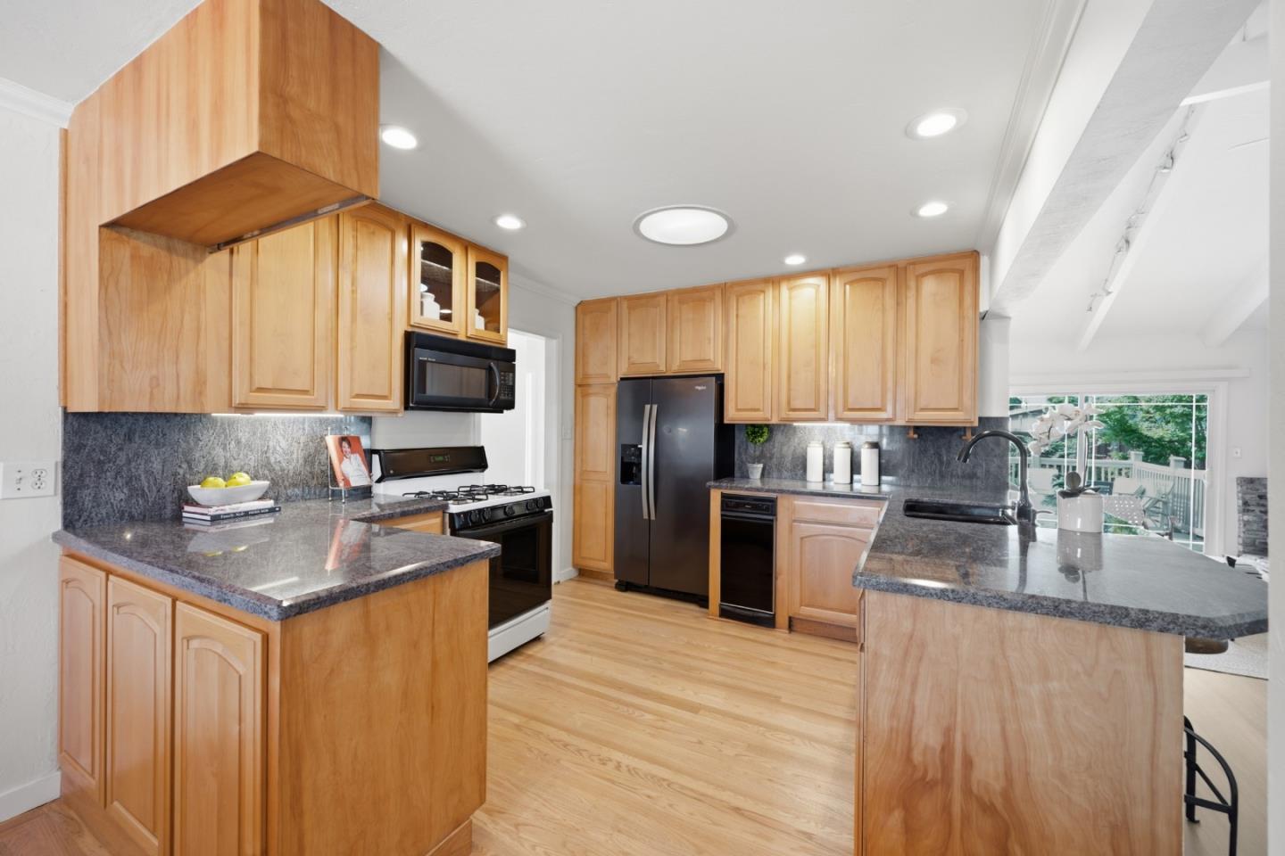 213 Estrella Way, SanMateo, CA 94403, Photo 7