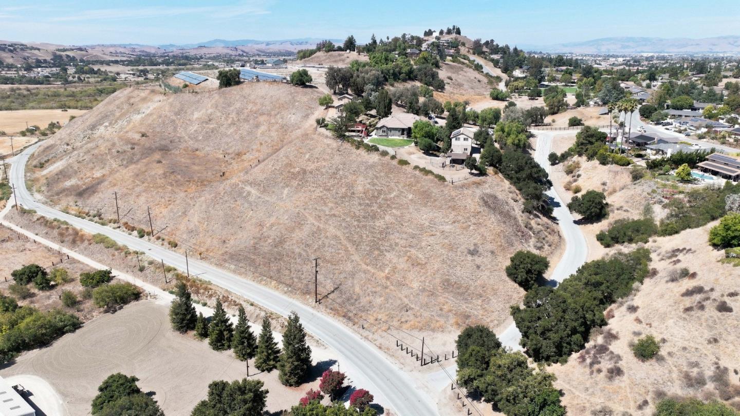 603 Tyler Trl, Ridgemark, CA 95023 photo 130