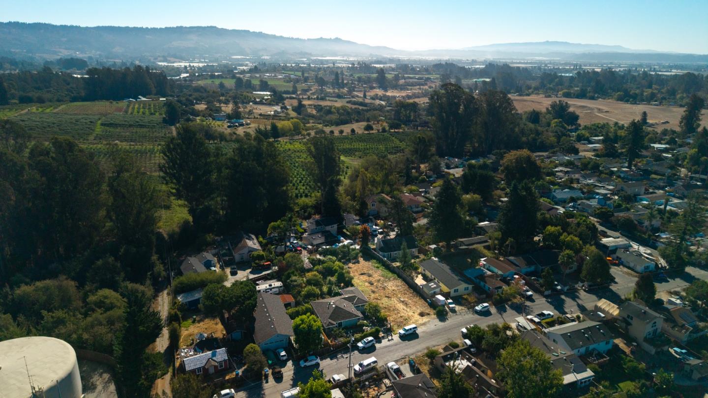 32 Crow AVE, Watsonville, CA 95076, Photo 5
