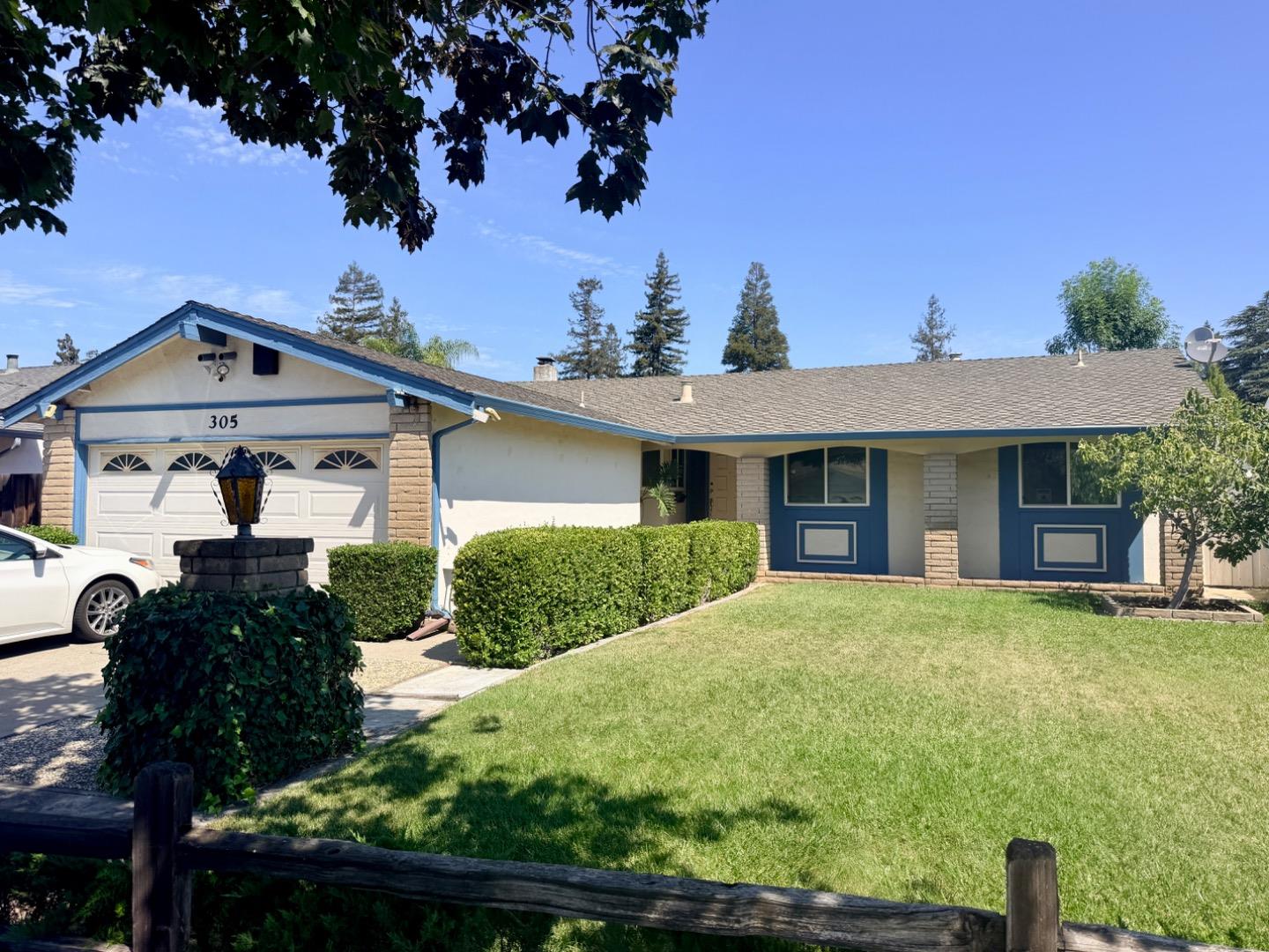 305 Colville DR