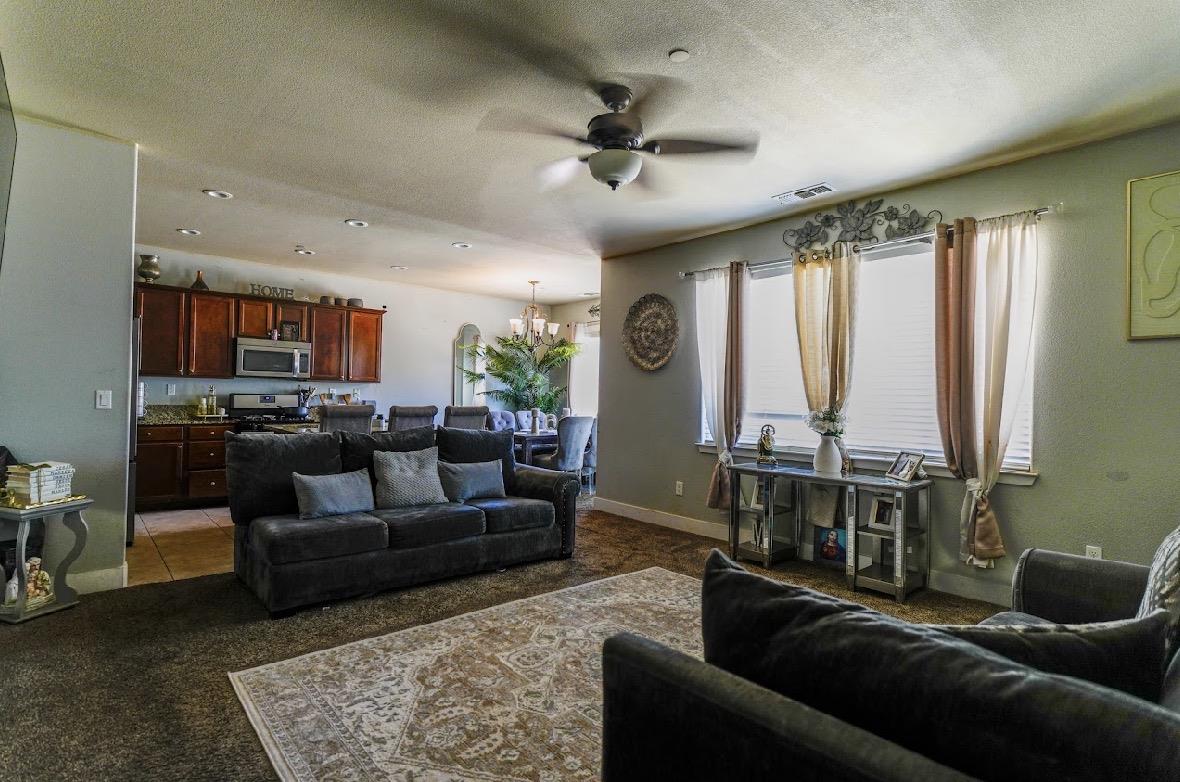 646 Luna Way, Soledad, CA 93960 photo 5