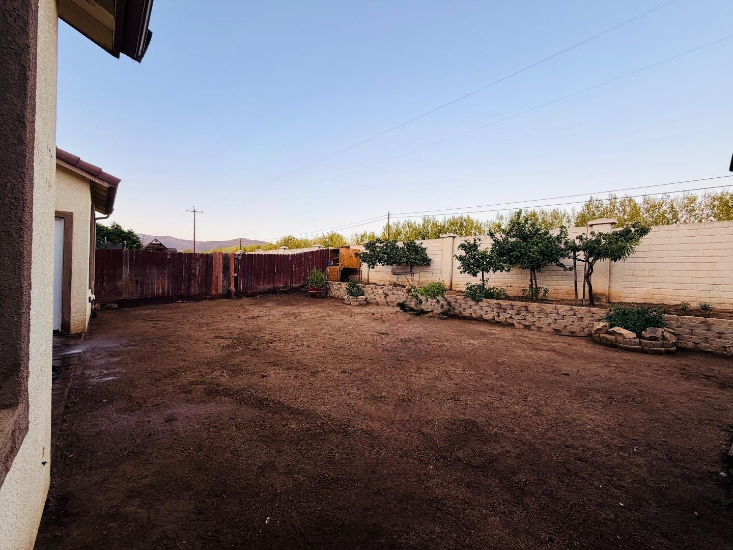 646 Luna Way, Soledad, CA 93960 photo 7