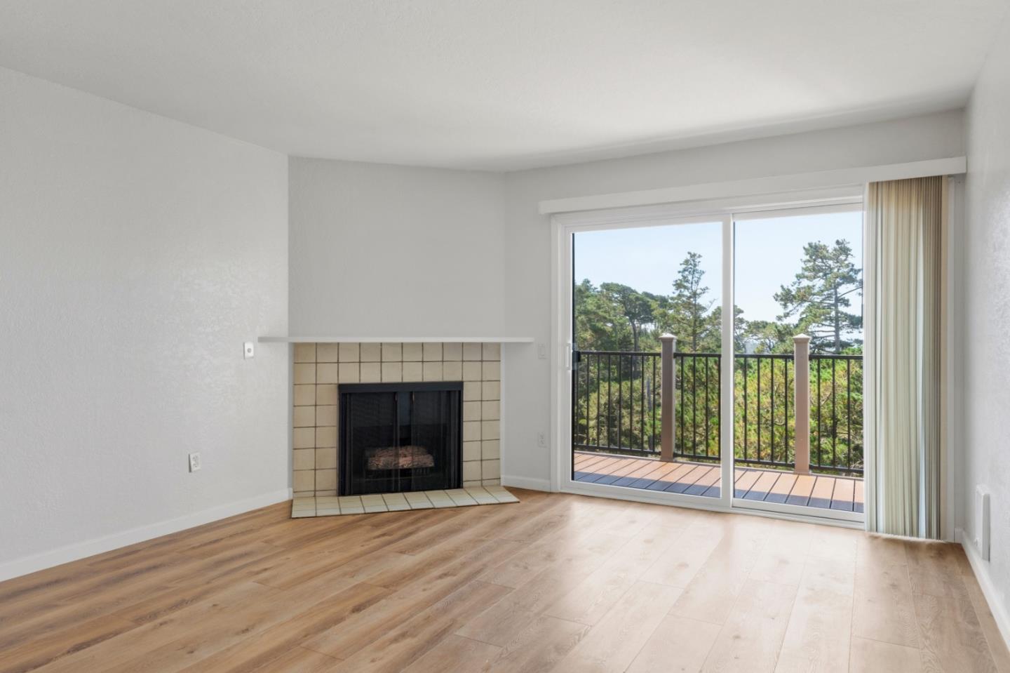 250 Forest Ridge Rd Unit 42, Monterey, CA 93940 photo 14
