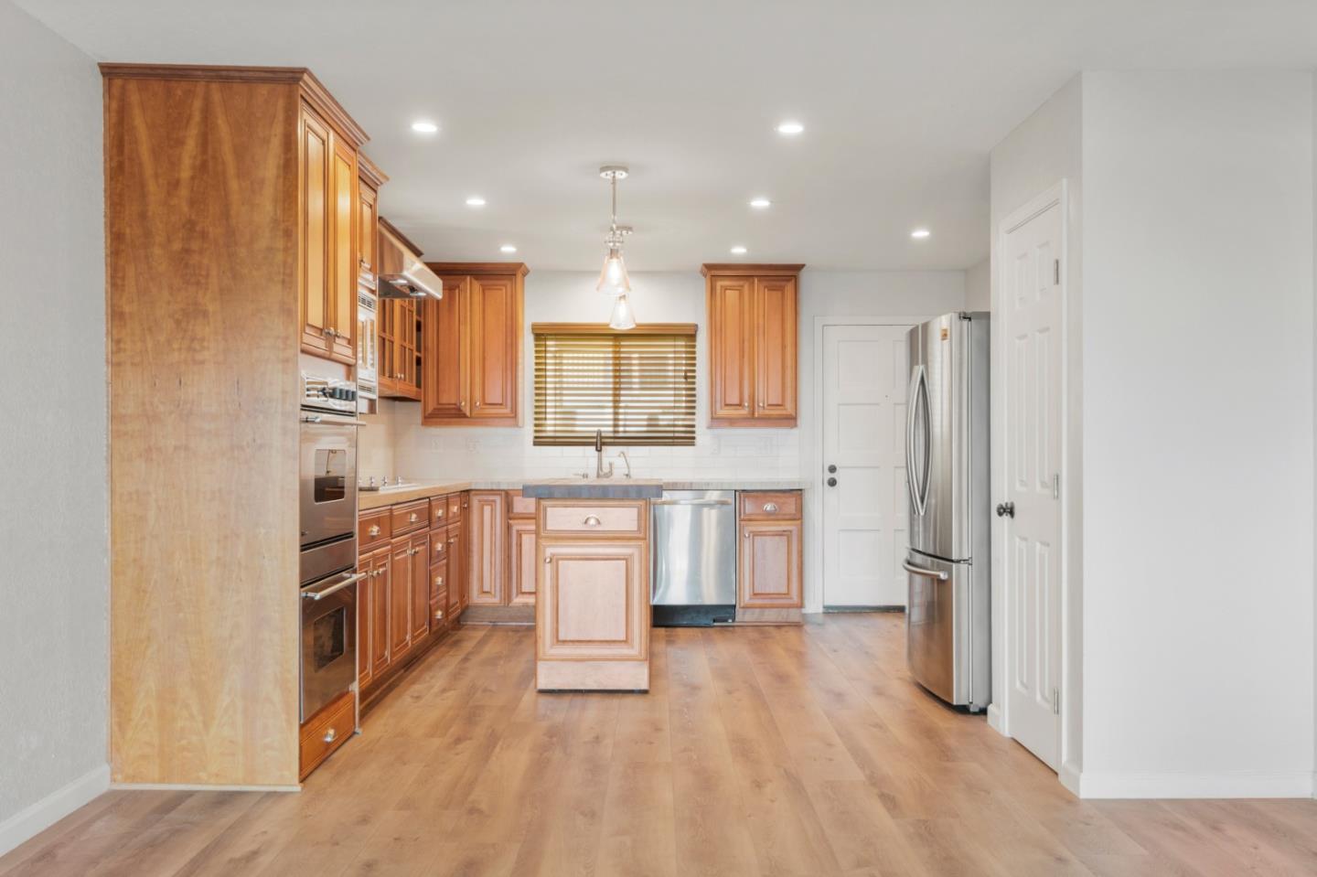 250 Forest Ridge Rd Unit 42, Monterey, CA 93940 photo 20