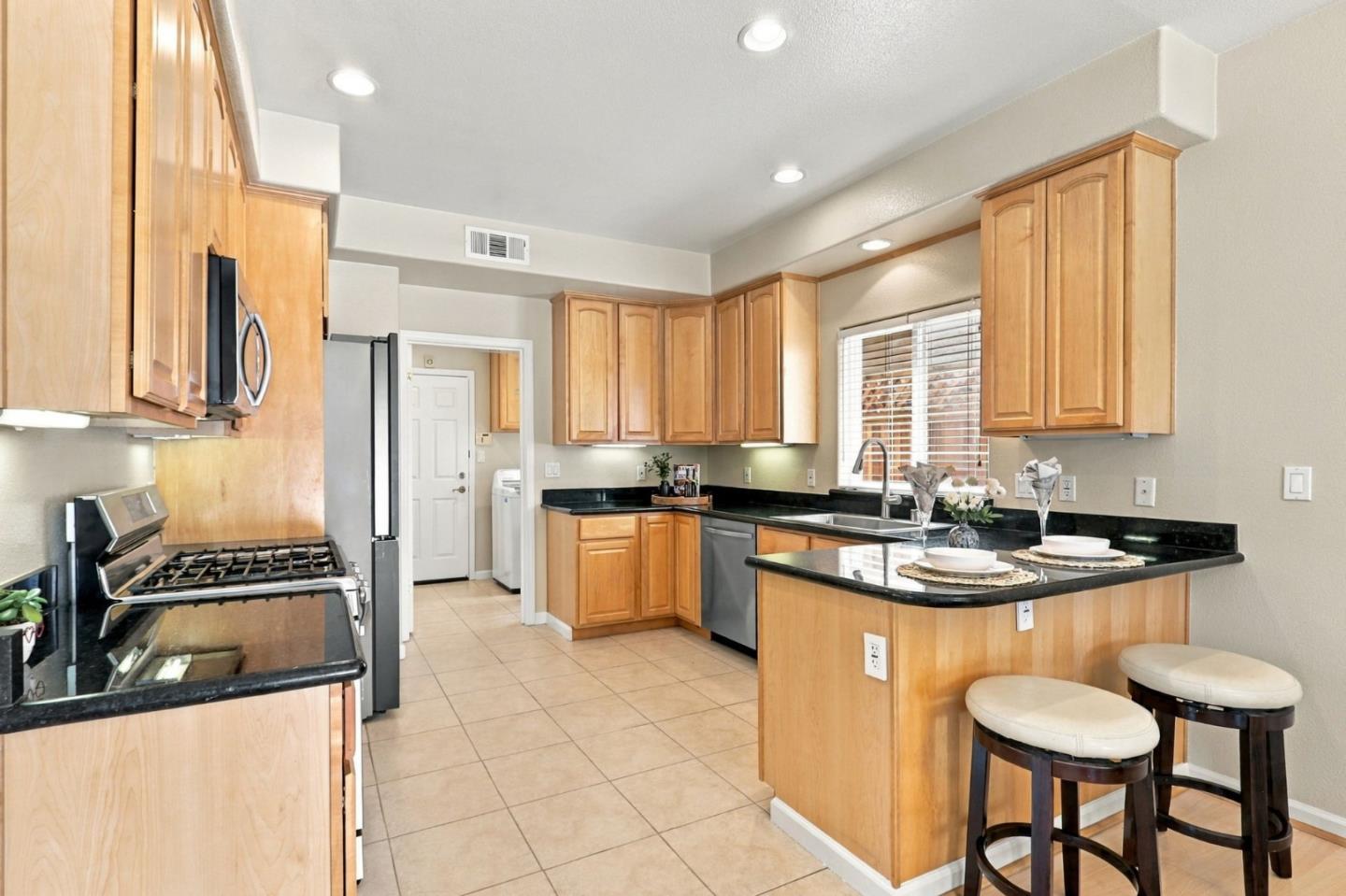 1745 Cambria Ct, SanJose, CA 95124, Photo 7