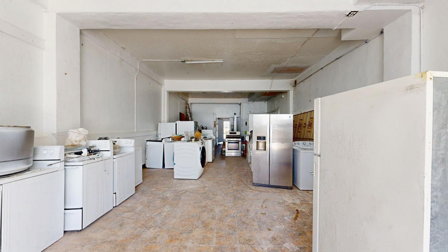 661 E Market St, Salinas, CA 93905, Photo 7