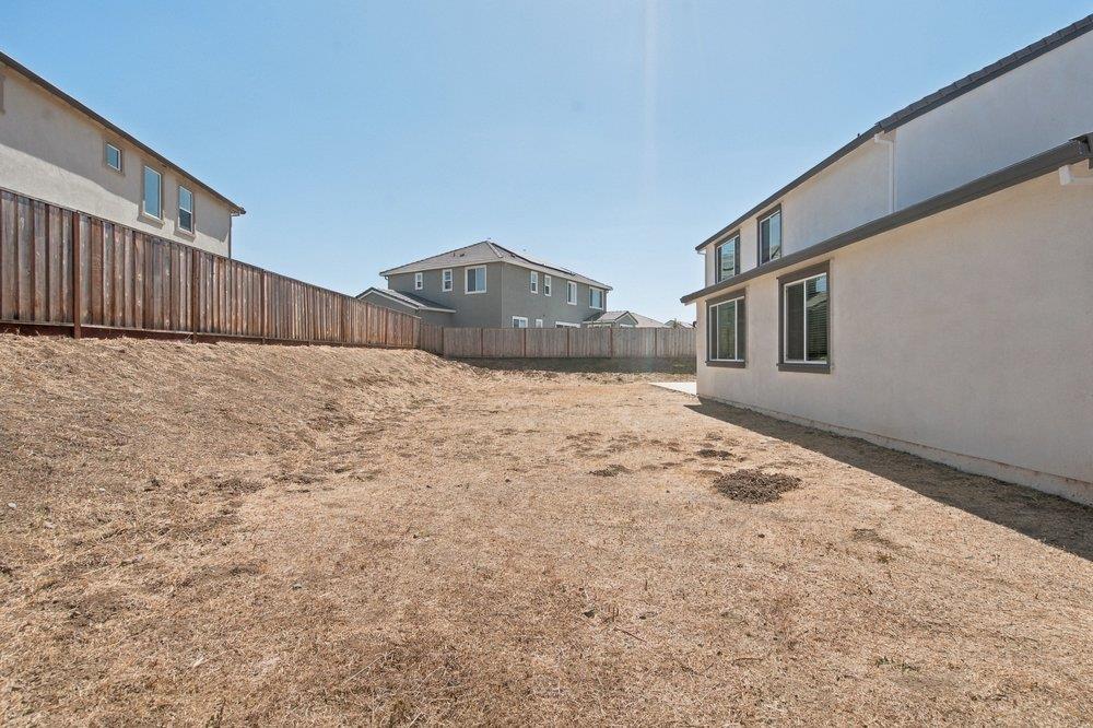 209 Luna Way, Ridgemark, CA 95023 photo 39