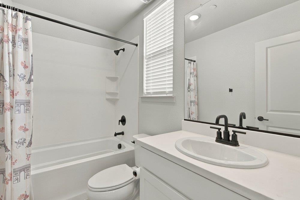 209 Luna Way, Ridgemark, CA 95023 photo 7