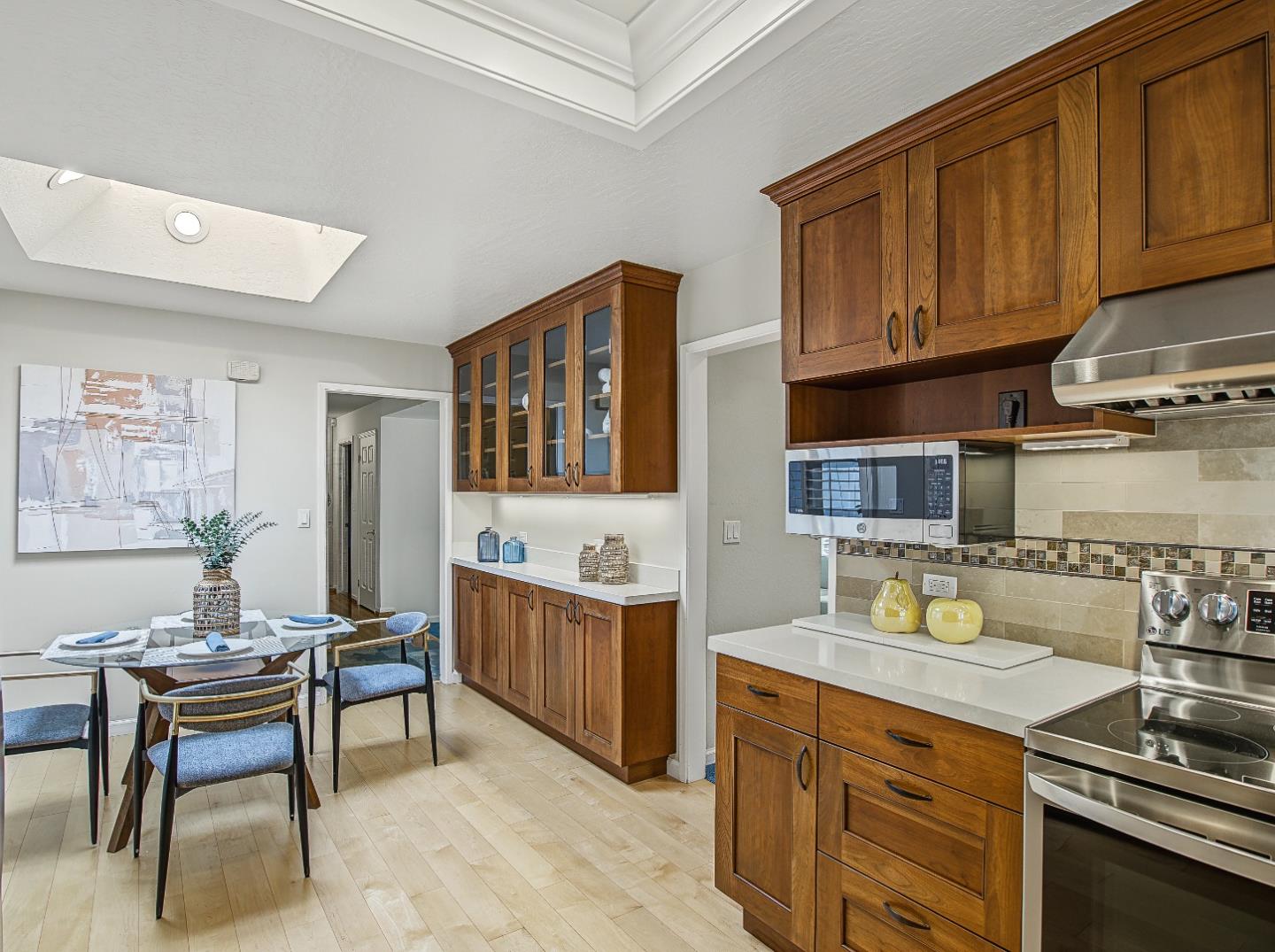 20658 Shelly DR, Cupertino, CA 95014, Photo 6