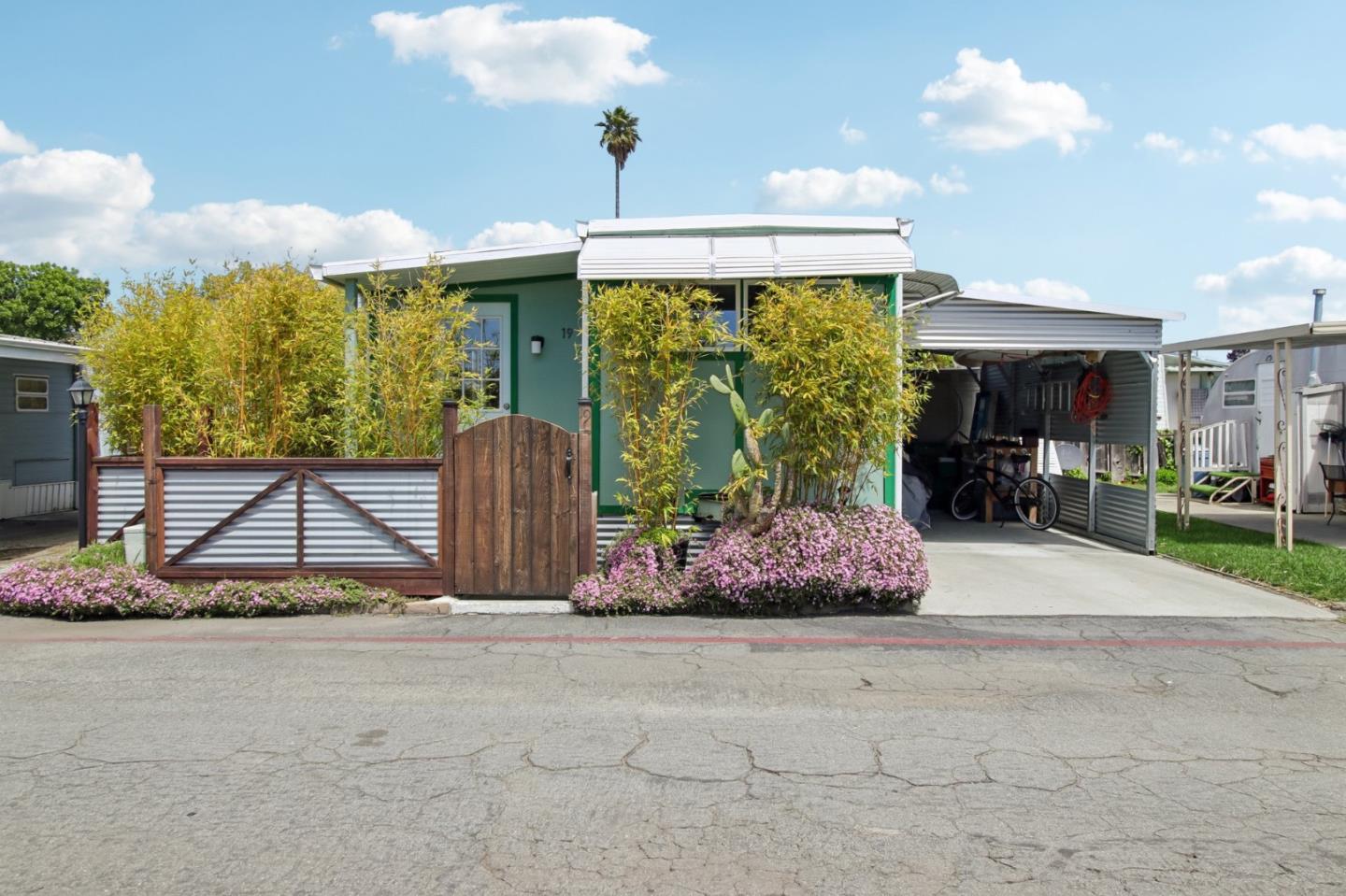 890 38th AVE 19, SantaCruz, CA 95062, Photo 2