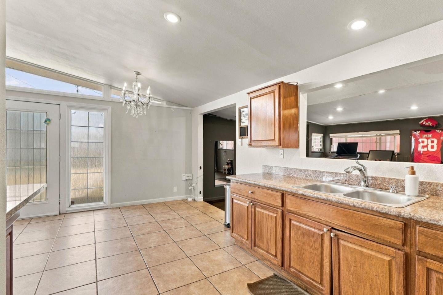 27751 Orlando Ave, Hayward, CA 94545 photo 10