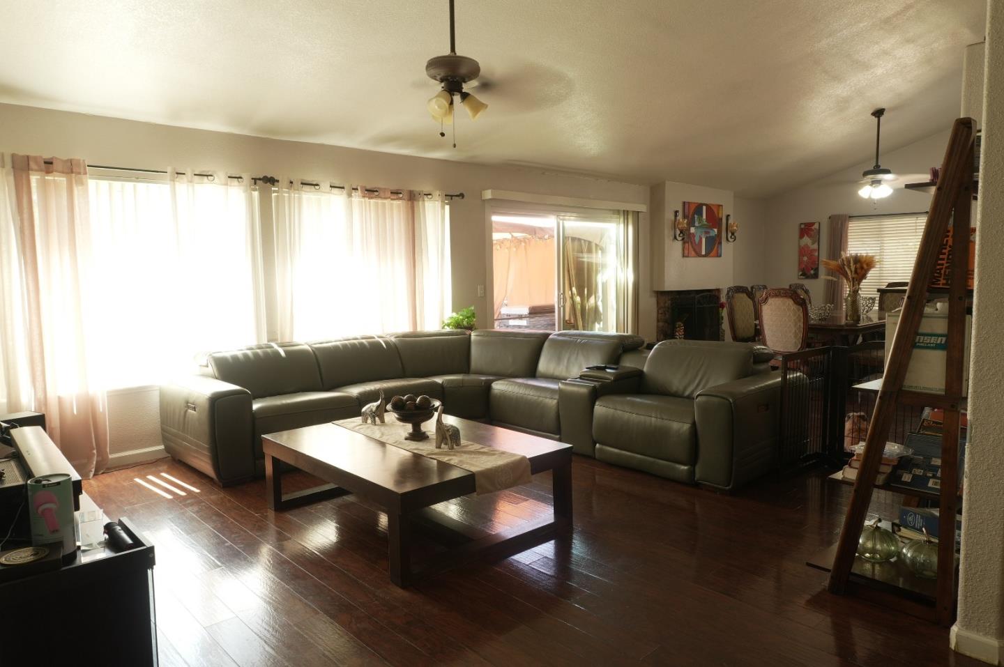 2108 N Apple Ave, Rialto, CA 92377 photo 13