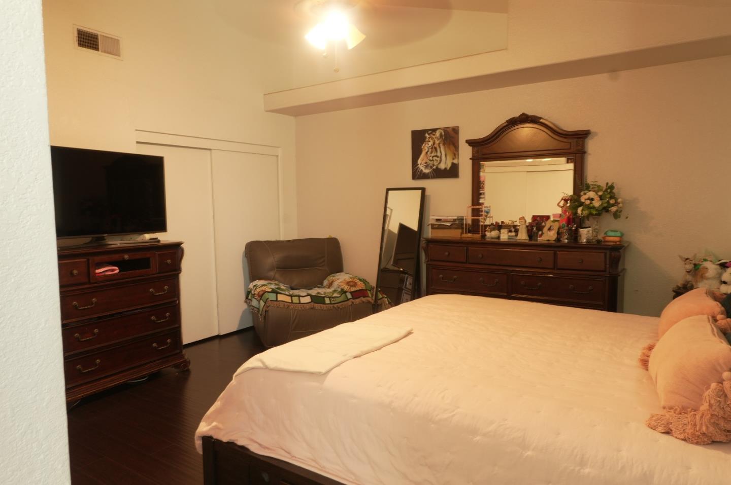 2108 N Apple Ave, Rialto, CA 92377 photo 21