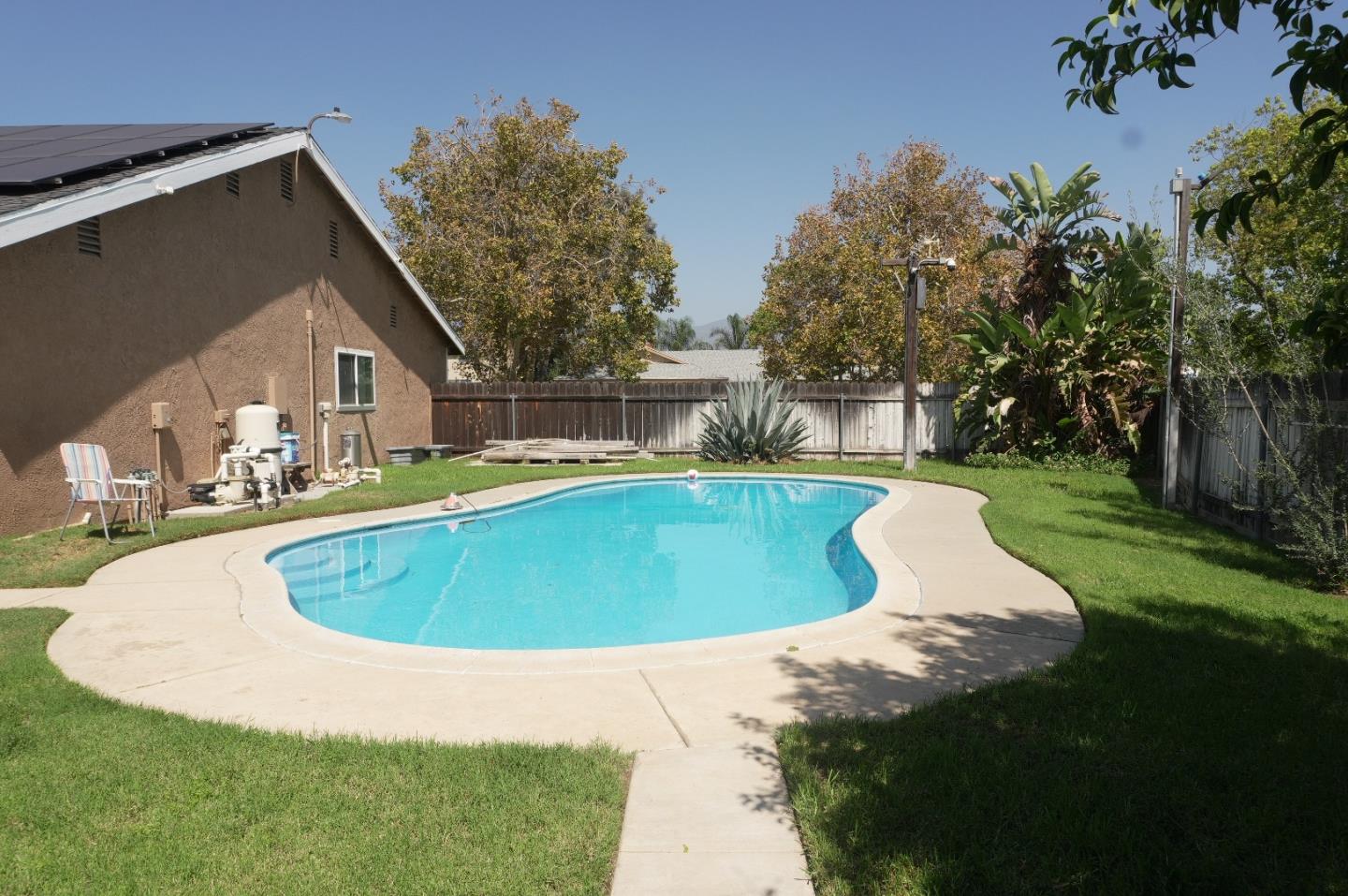 2108 N Apple Ave, Rialto, CA 92377 photo 31