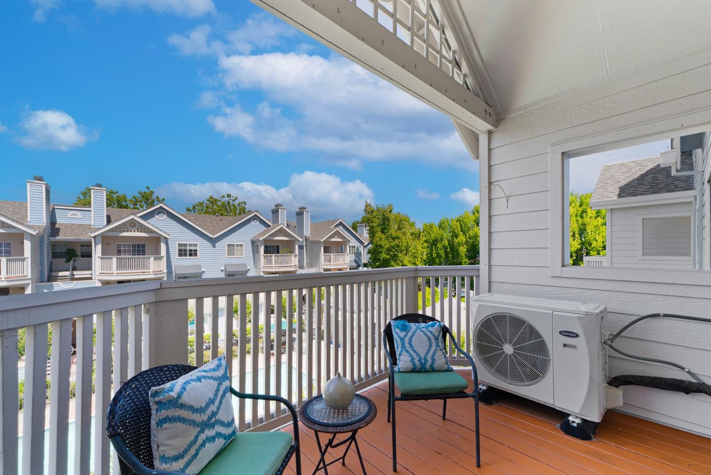 Front Image Thumbnail for ML82061583