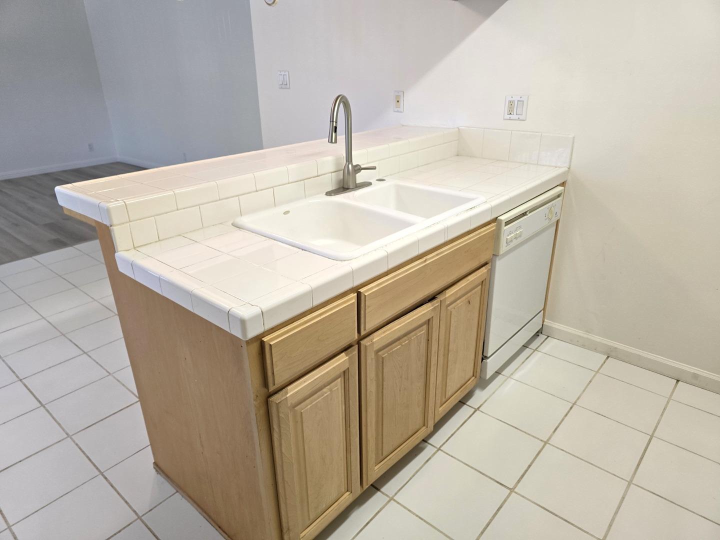 1314 Shawn Dr 1, SanJose, CA 95118, Photo 6