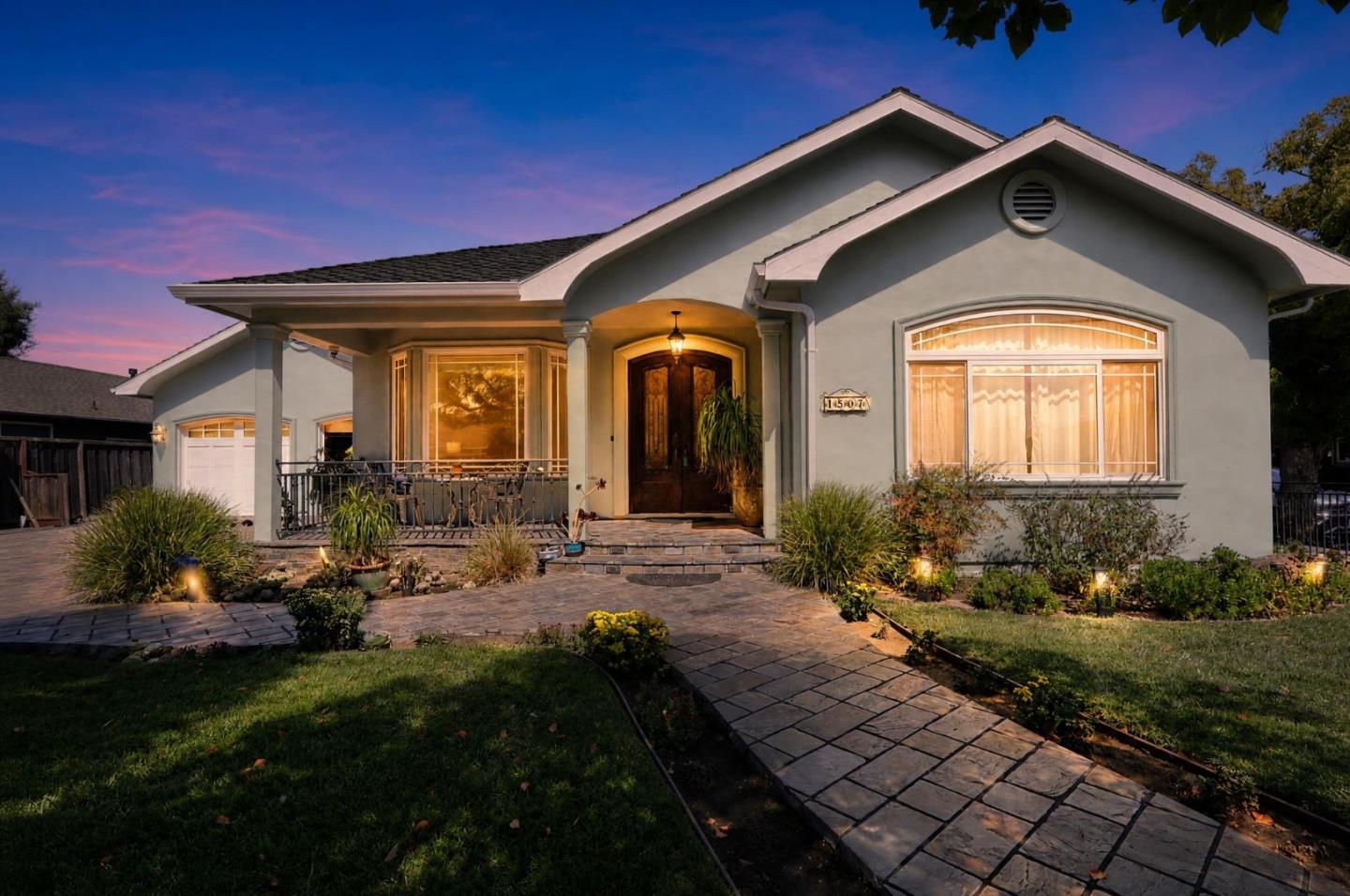 Front Image Thumbnail for ML82061627