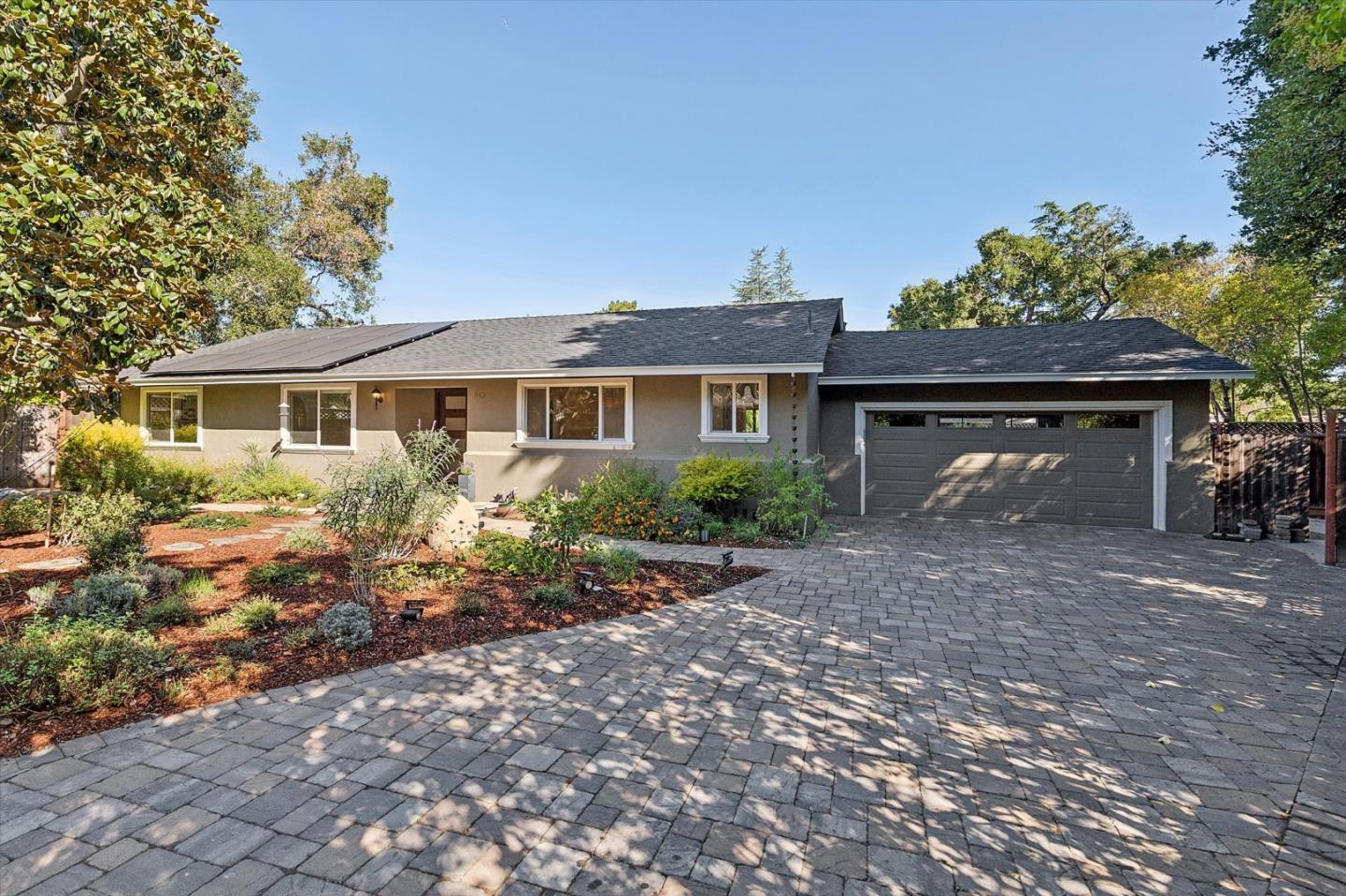 543 Shirlynn CT