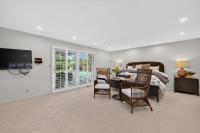 1818 Booksin Ave, San Jose — 28