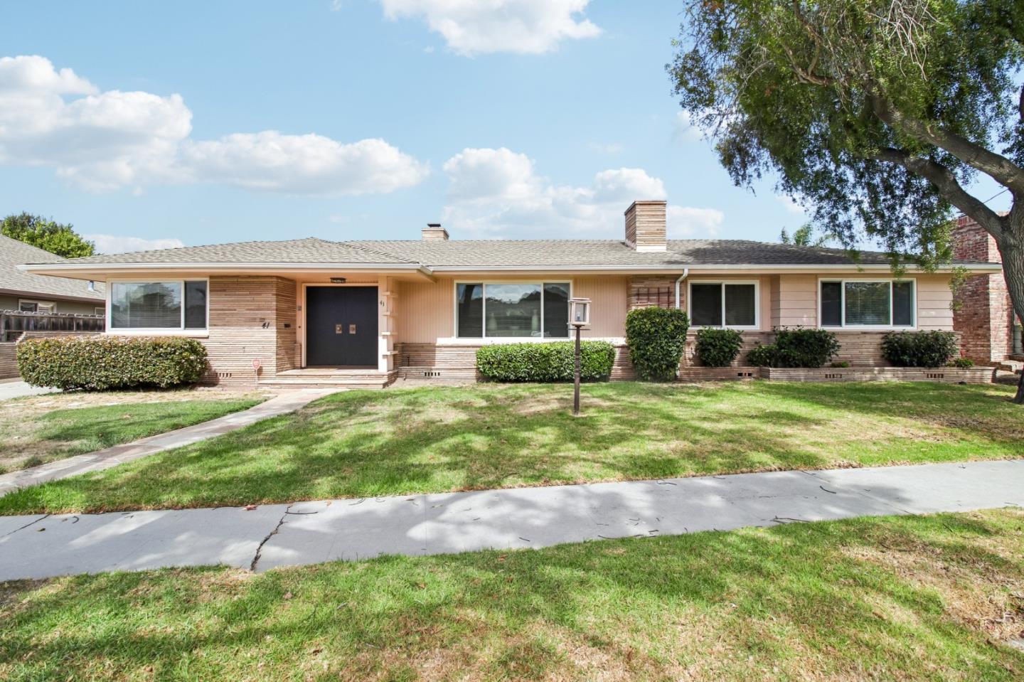41 San Carlos DR, SALINAS, CA 93901