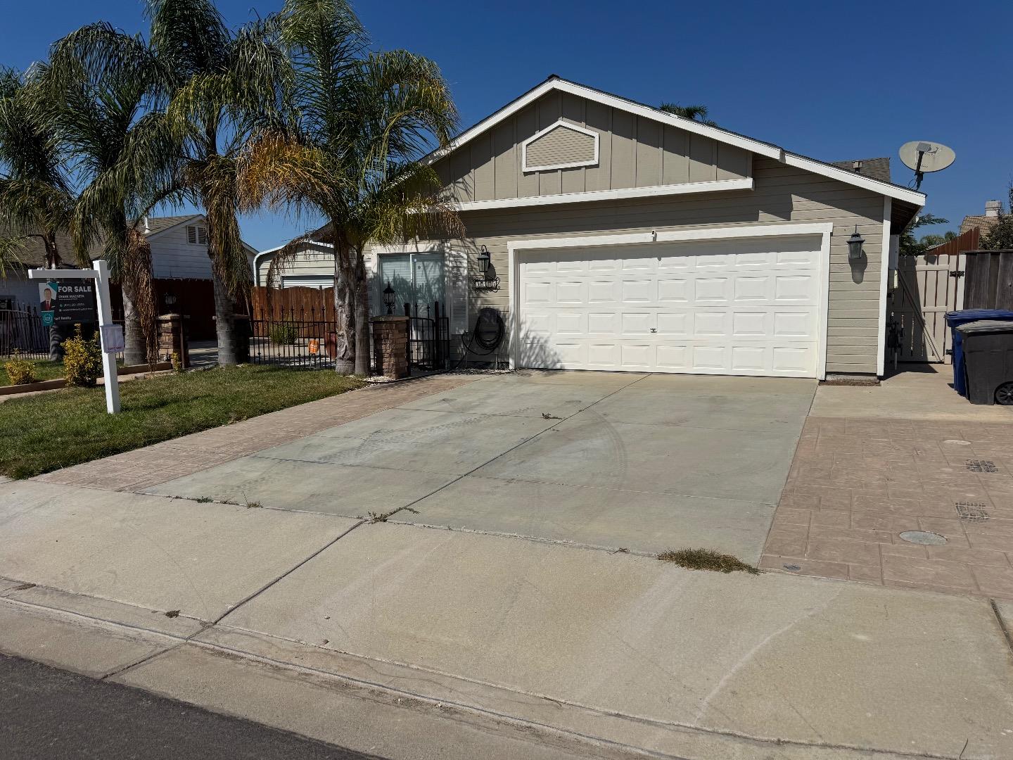 Front Image Thumbnail for ML82061983