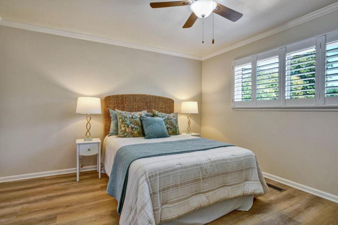 124 Oakwood DR