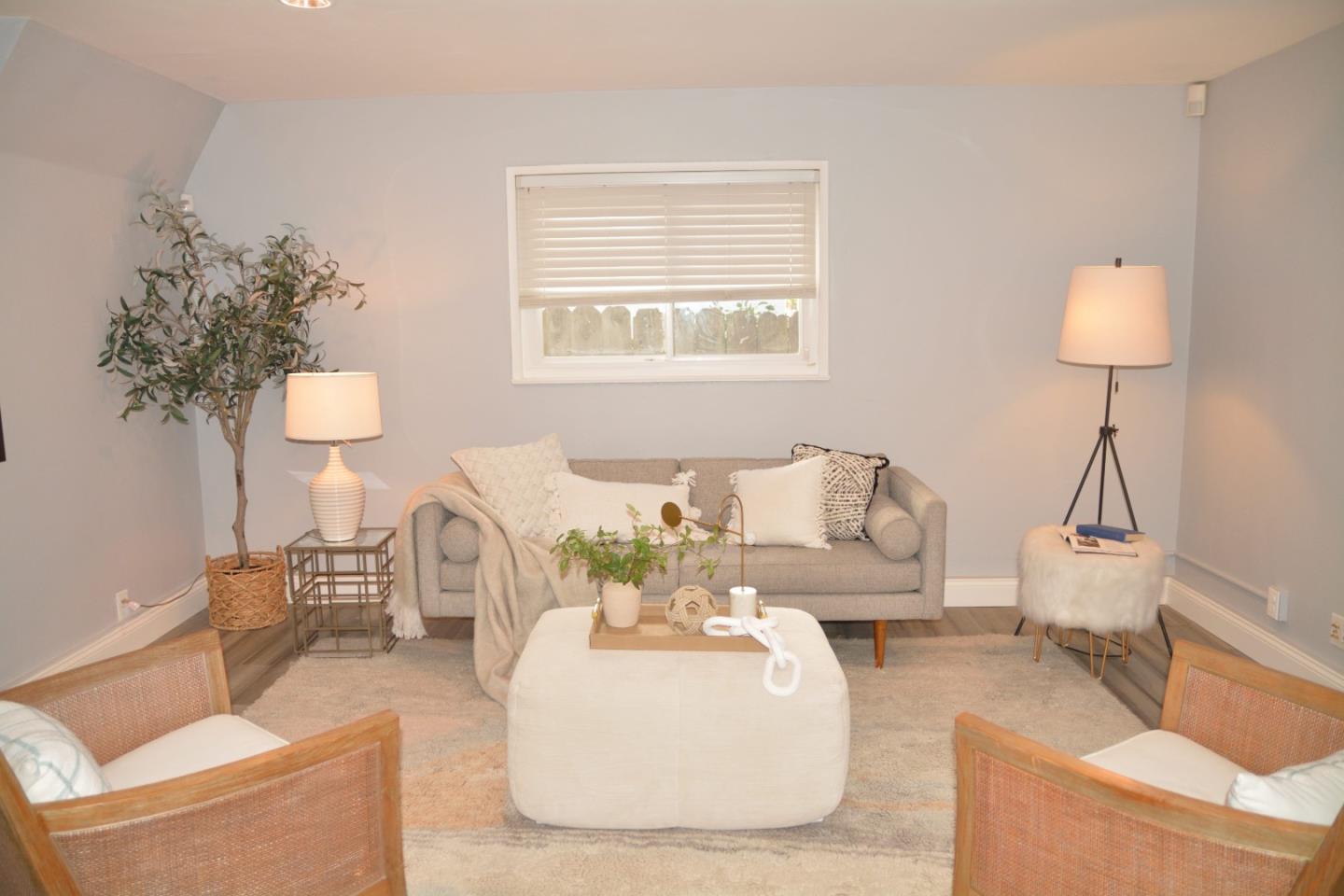 1966 Hillsdale ST, Hayward 94541