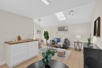 715 Hudson St, Redwood City — 24