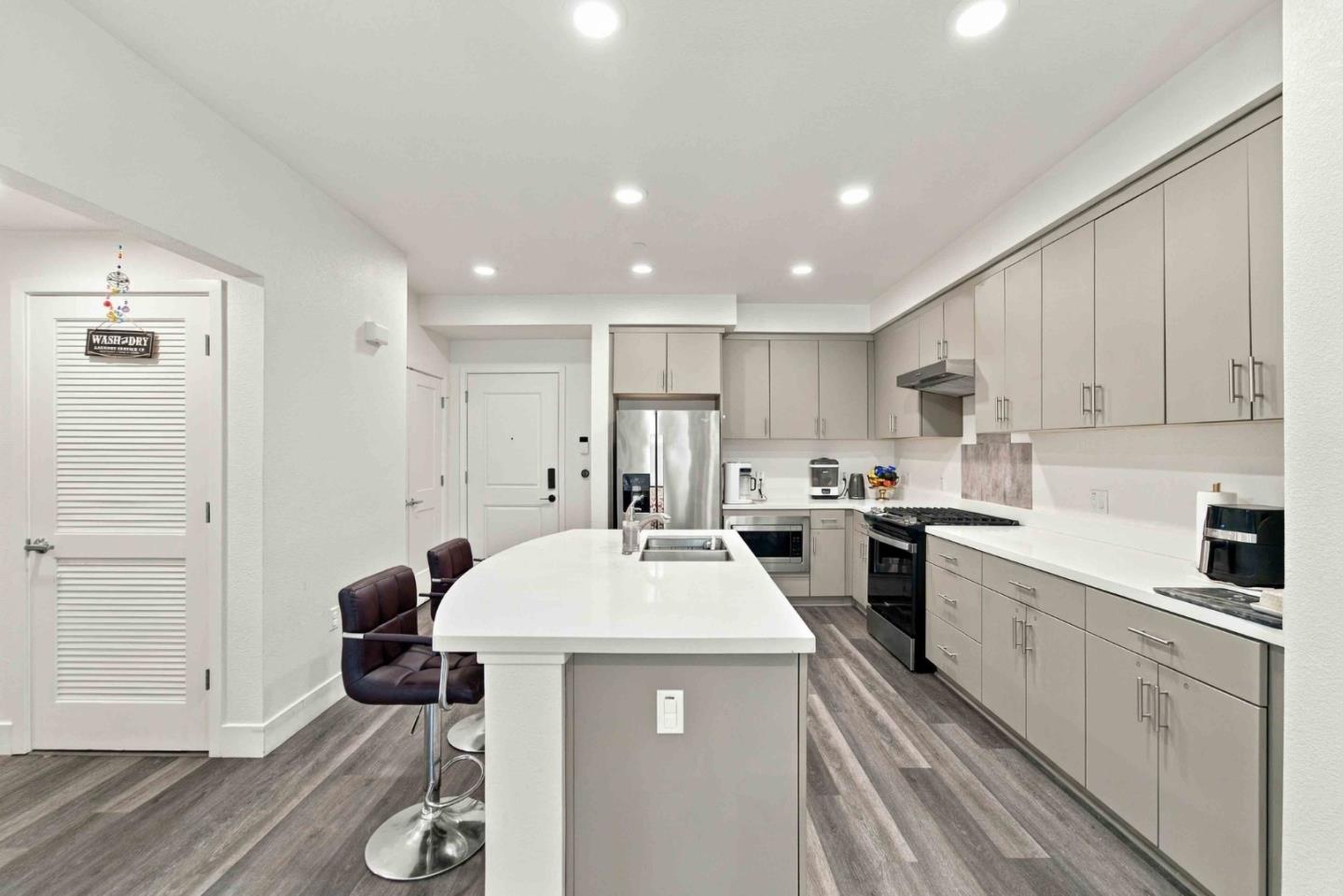 1853 Almaden Rd 103, SanJose, CA 95125, Photo 4