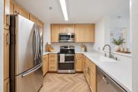 555 10th St #102, Oakland — 15