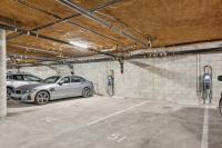 555 10th St #102, Oakland — 36