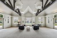 555 10th St #102, Oakland — 39