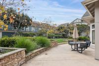 555 10th St #102, Oakland — 46