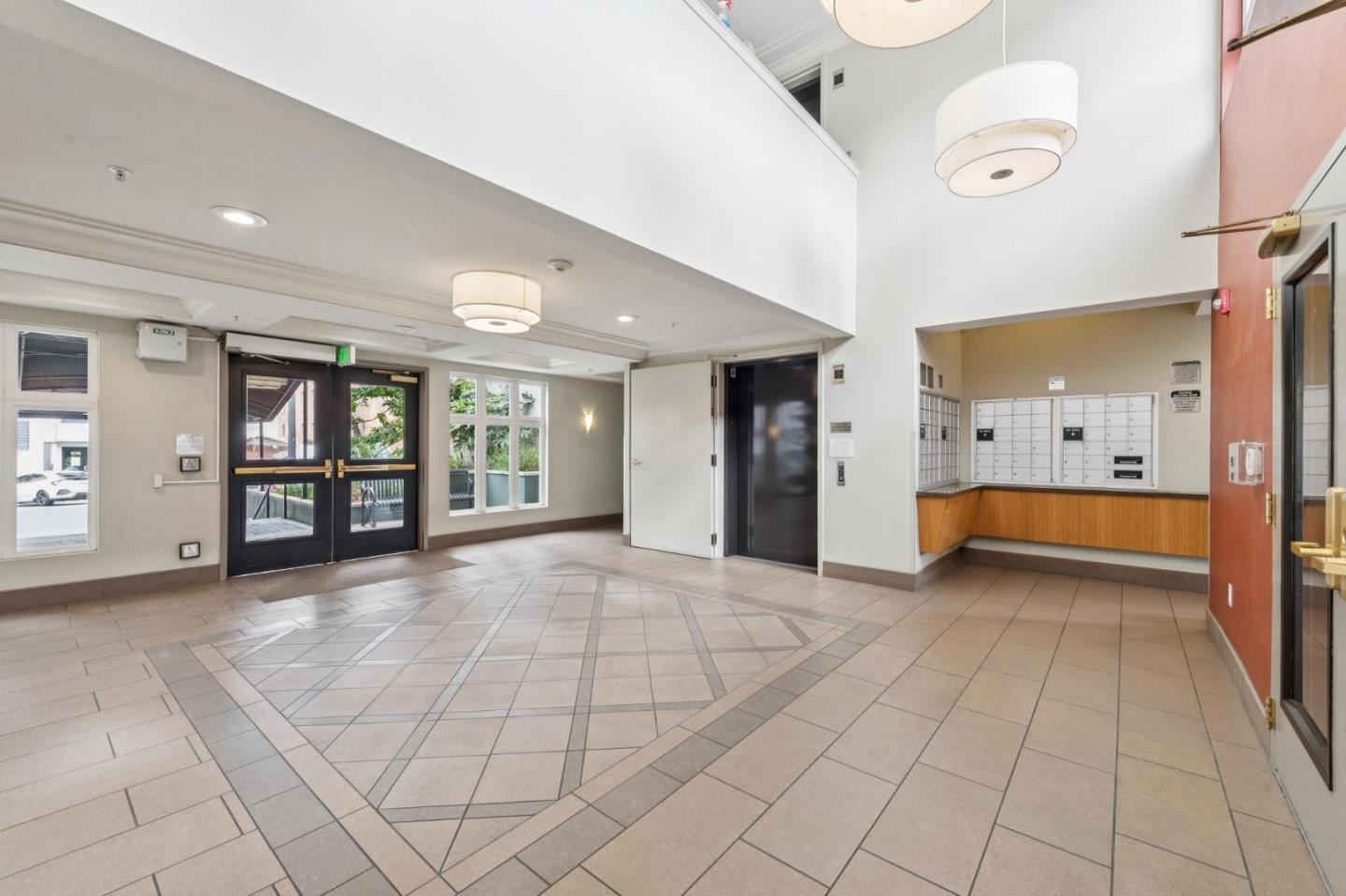 555 10th St 102, Oakland, CA 94607, Photo 6