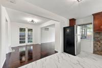 1128 Ebener St, Redwood City — 31