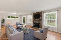 1010 S Baywood Ave, San Jose — 10