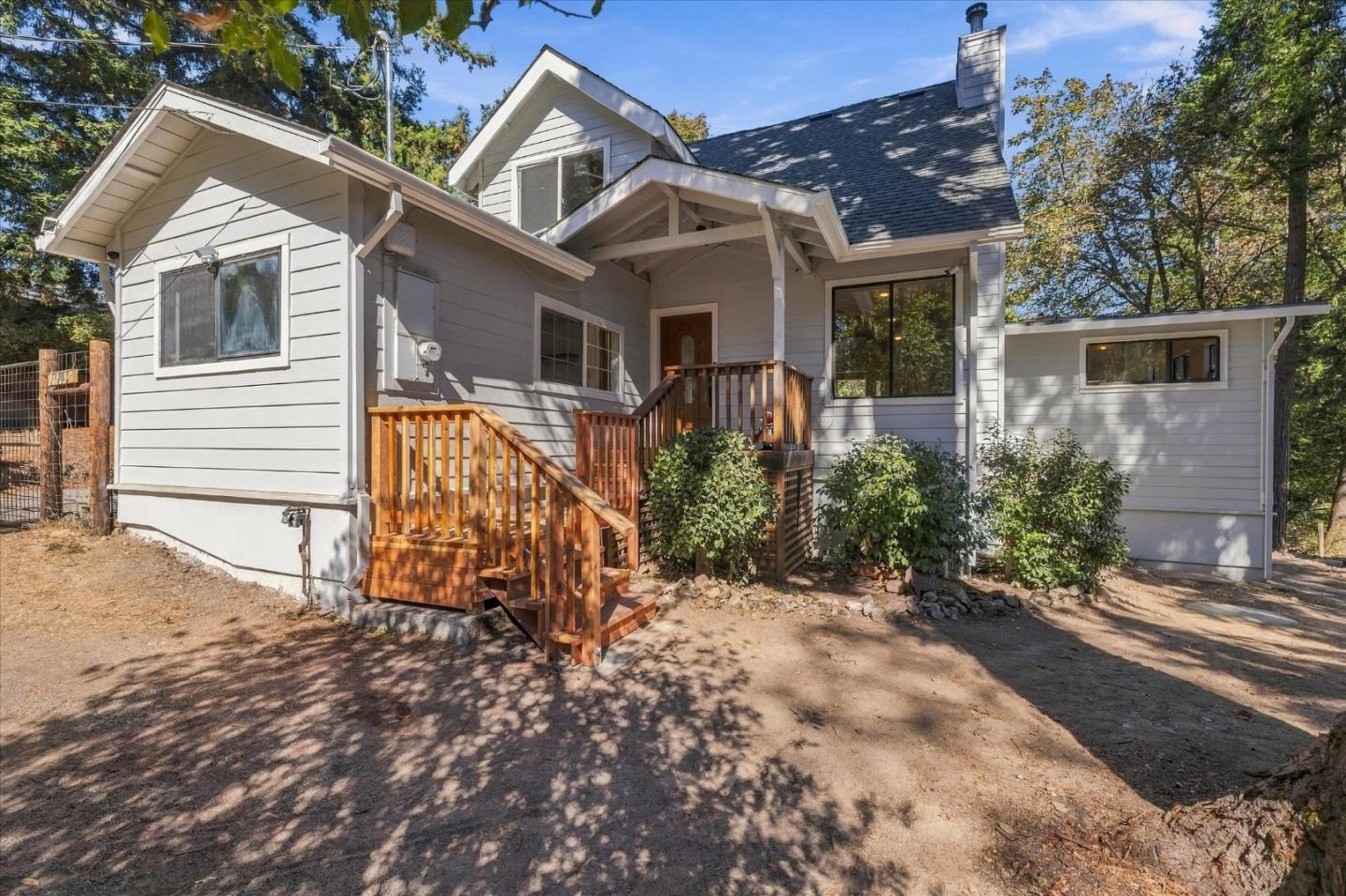 18143 Gloria Ct, LosGatos_1, CA 95033, Photo 2