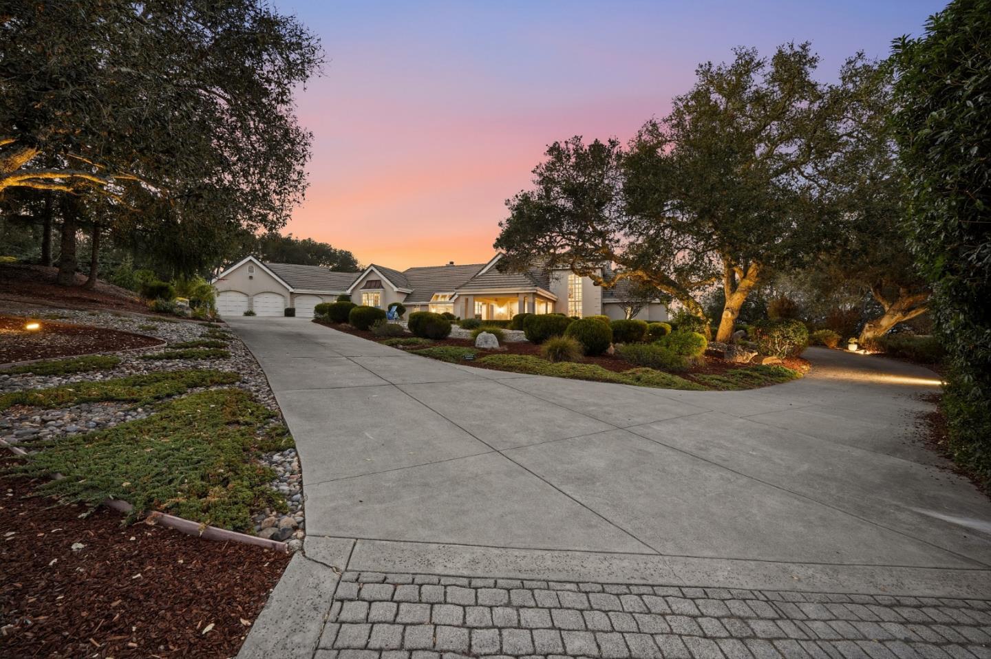26048 Paseo Del Sur, Monterey, CA 93940, Photo 3