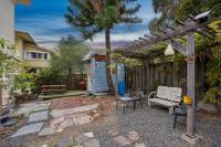 4131 Howe St, Oakland — 10