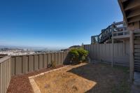 1021 Goettingen St, San Francisco — 28