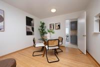 1021 Goettingen St, San Francisco — 9
