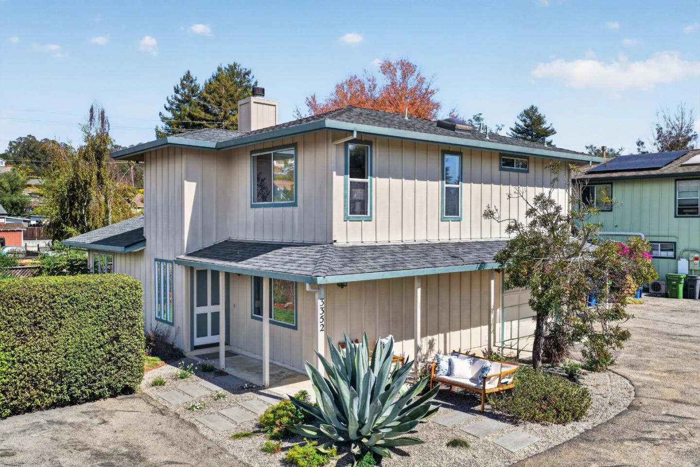 3352 Mission DR, SantaCruz 95065