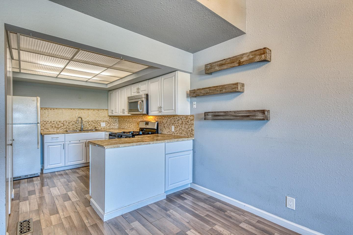 106 W. Rossi 11, Salinas, CA 93901, Photo 7