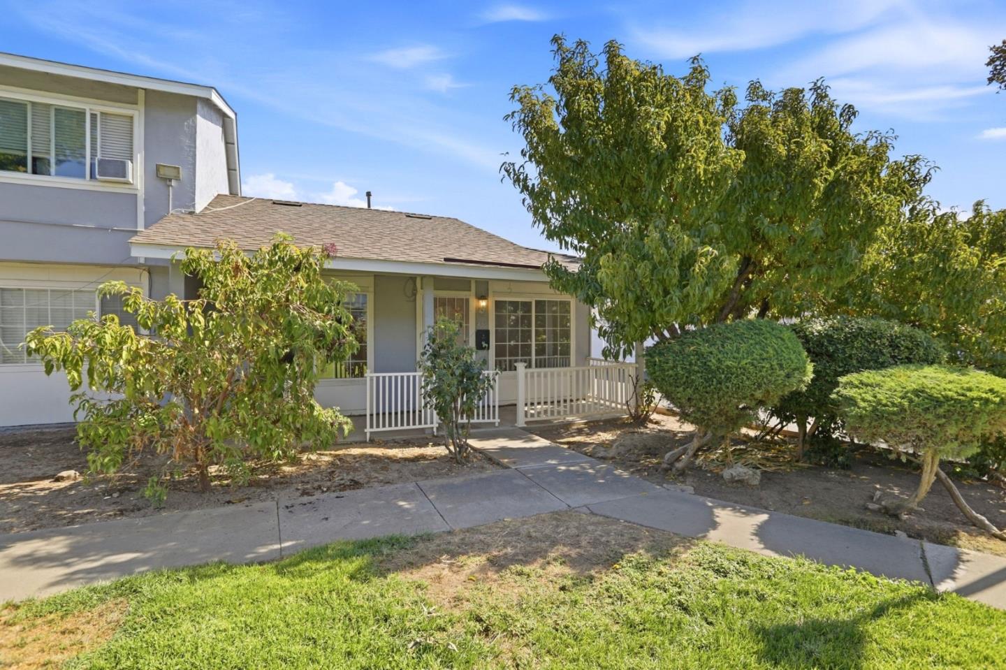 455 Laufall Ln, SanJose, CA 95111, Photo 2