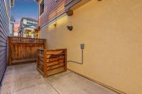3312 Pyramid Way, Mountain View — 101