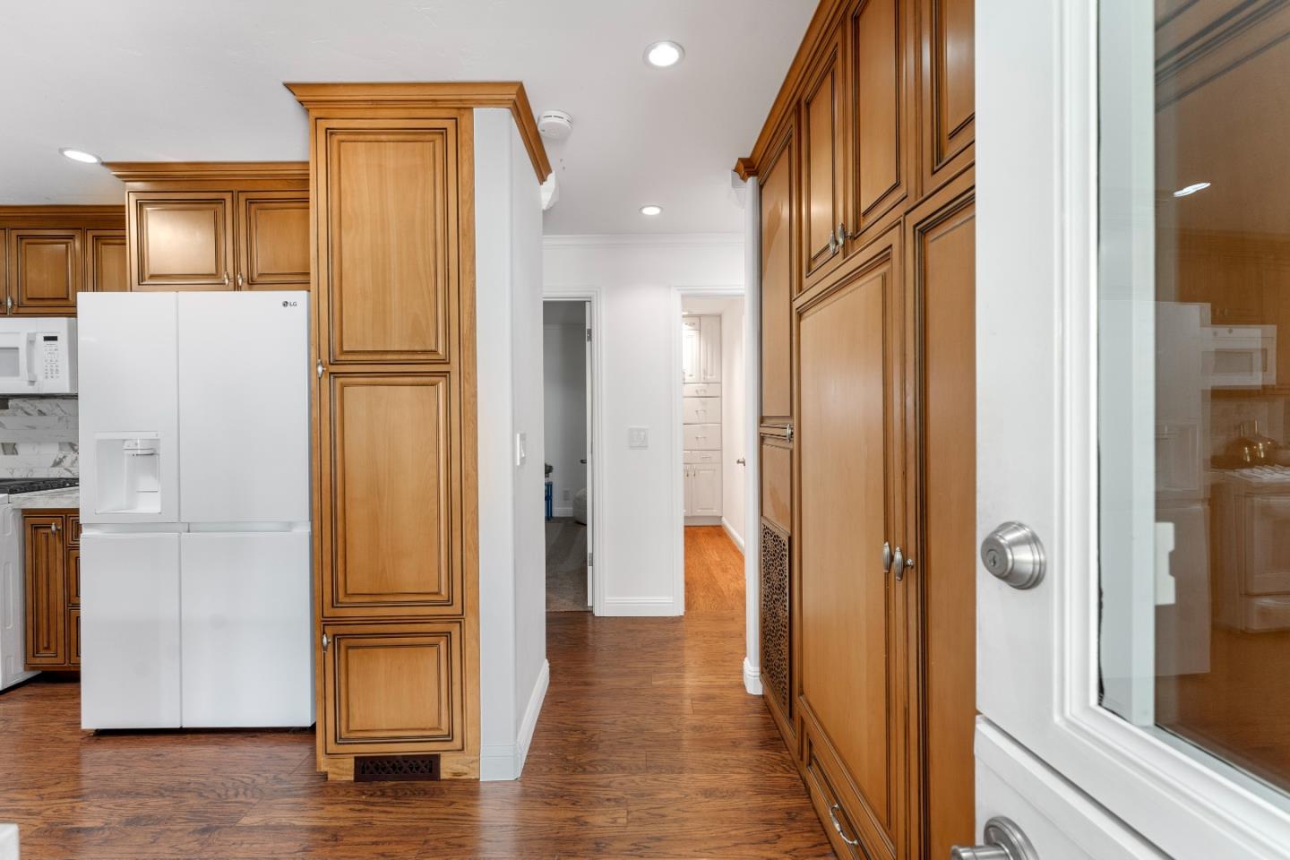 La Paz, Campbell, CA 95008, Photo 6