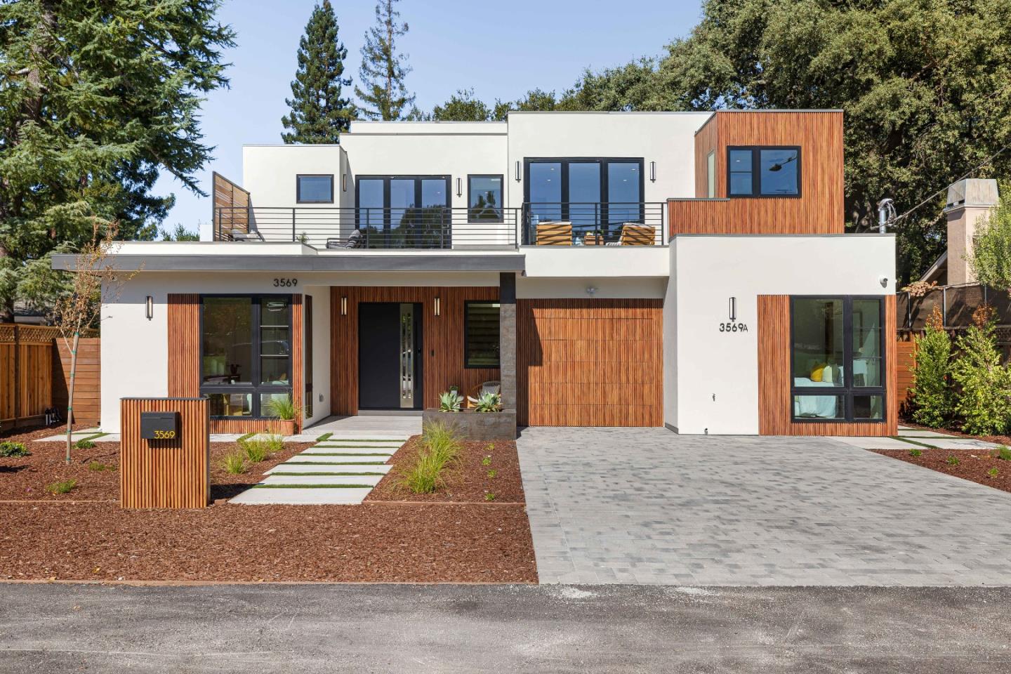 3569 Laguna Avenue